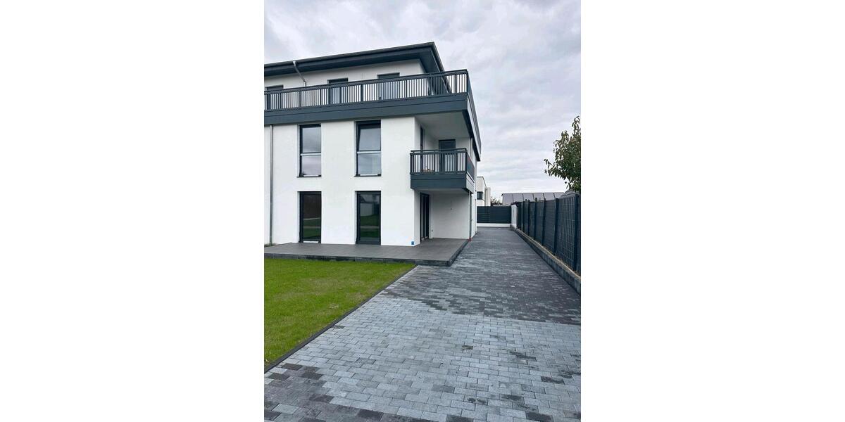 Doppelhaushälfte Kirchlengern - 4 Zimmer, 206 m&sup2;, 2.150&euro; | Angebot:25129227