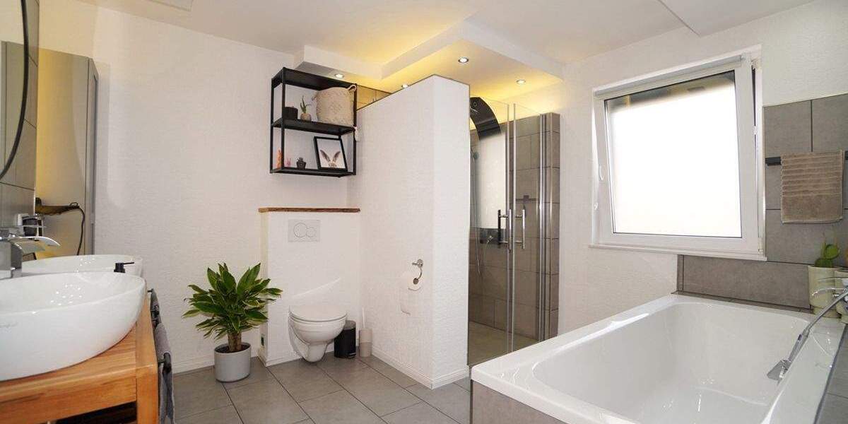 Doppelhaushälfte Bielefeld / Quelle Quelle - 5 Zimmer, 216 m&sup2;, 599.000&euro; | Angebot:25899520