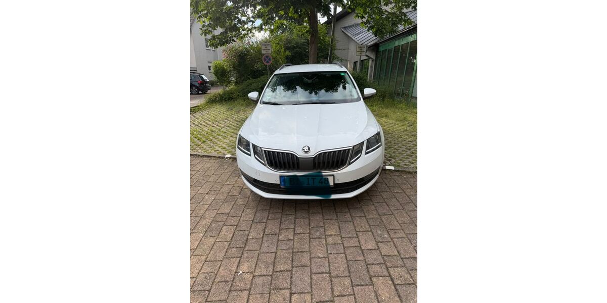 Skoda Octavia 199.000 km 10.900 &euro; Bad Salzuflen 32105