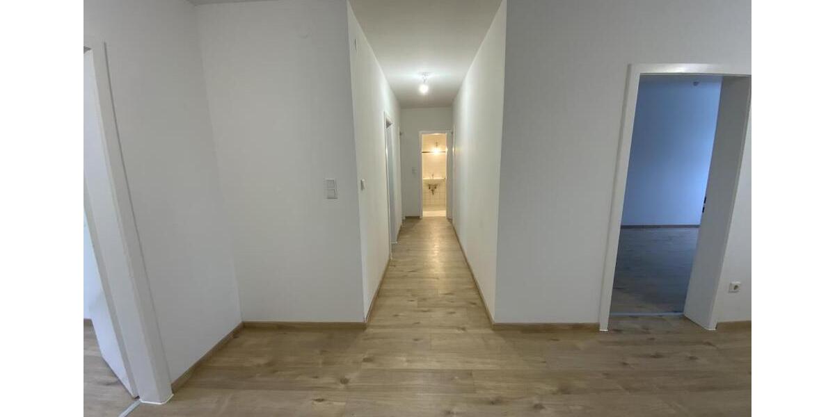 Erdgeschoßwohnung Gütersloh - 5 Zimmer, 123 m&sup2;, 1.026&euro; | Angebot:25712277