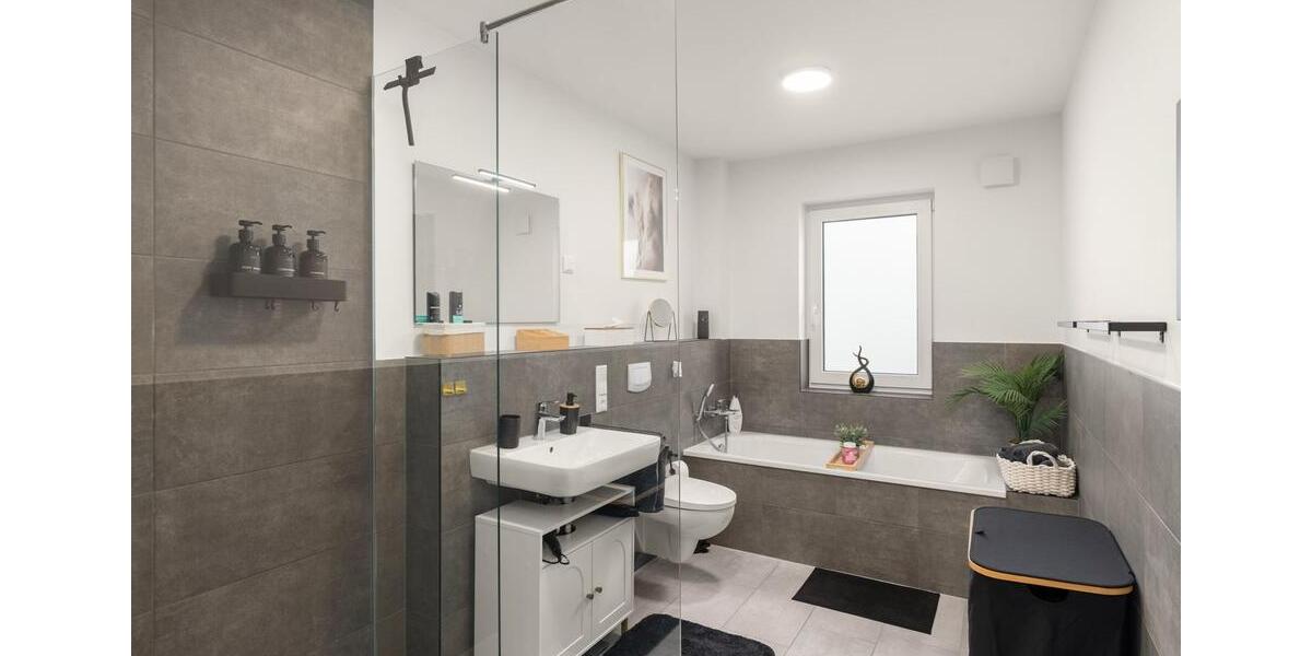 Erdgeschoßwohnung Bielefeld Heepen - 3 Zimmer, 96 m&sup2;, 1.200&euro; | Angebot:25719995