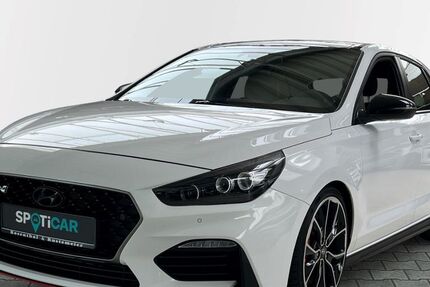 Hyundai i30 79.000 km 22.950 € Paderborn 33100