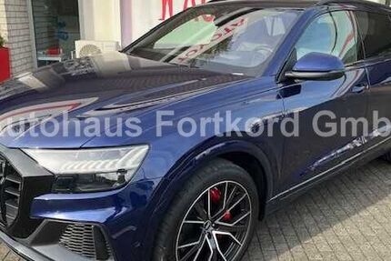 Audi Q8 38.500 km 73.900 € Bielefeld 33689