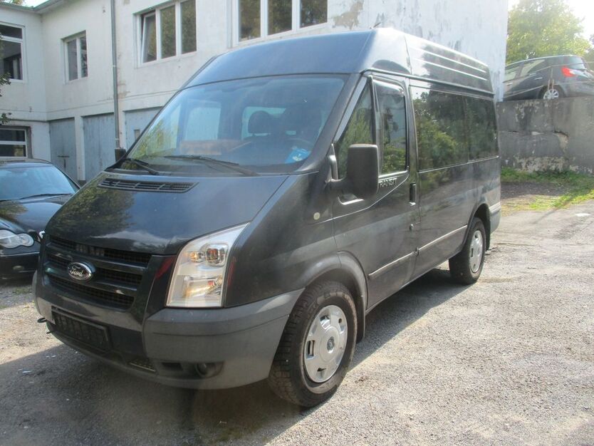 Ford Transit 256.882 km 4.200 € Bielefeld 33699