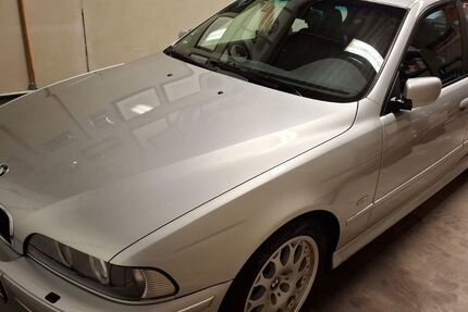 BMW 520 181.750 km 5.850 &euro; Kirchlengern 32278