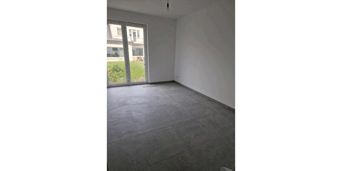Erdgeschoßwohnung Löhne - 3 Zimmer, 104 m&sup2;, 1.150&euro; | Angebot:25660331