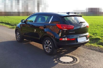 Kia Sportage 177.200 km 9.900 &euro; Löhne 32584