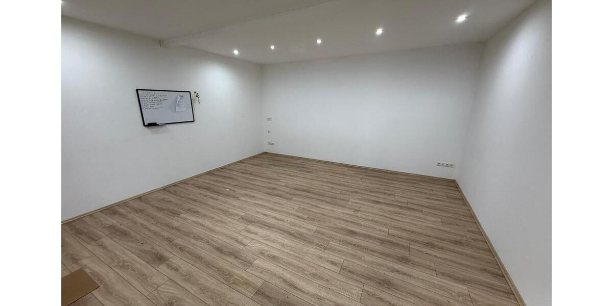 Gewerbeobjekt Bielefeld Sennestadt - 3&euro; | Angebot:26178462