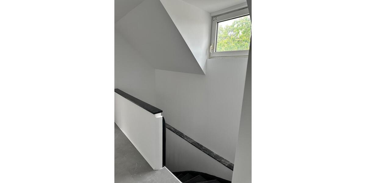 Einfamilienhaus 6-Zimmer zwischen Innenstadt und Schildesche zu vermieten 6 zimmer