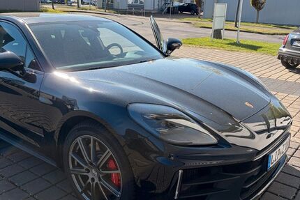 Porsche Panamera 7.100 km 136.500 &euro; Lage 32791