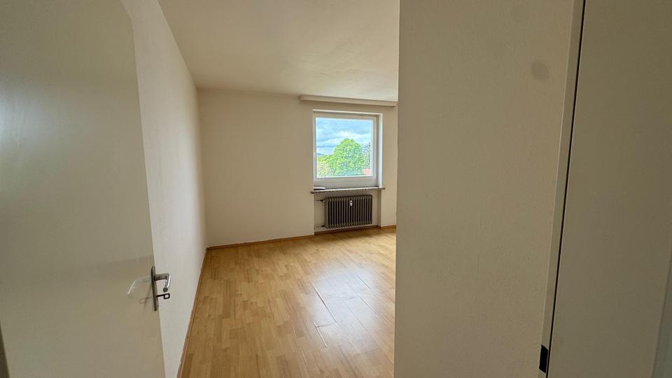 Mehrfamilienhaus, Wohnhaus Bielefeld Stieghorst - 3 Zimmer, 79 m&sup2;, 200.000&euro; | Angebot:26815455