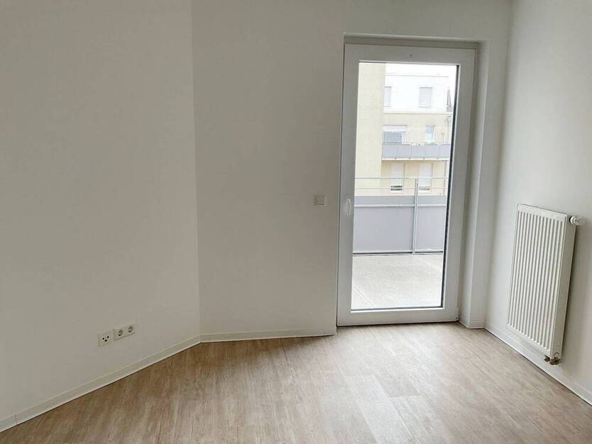 Direkt einziehen und WOHNFÜHLEN! 3 Zimmer mit Balkon! Moderne Ausstattung, Tageslichtbad, Aufzug