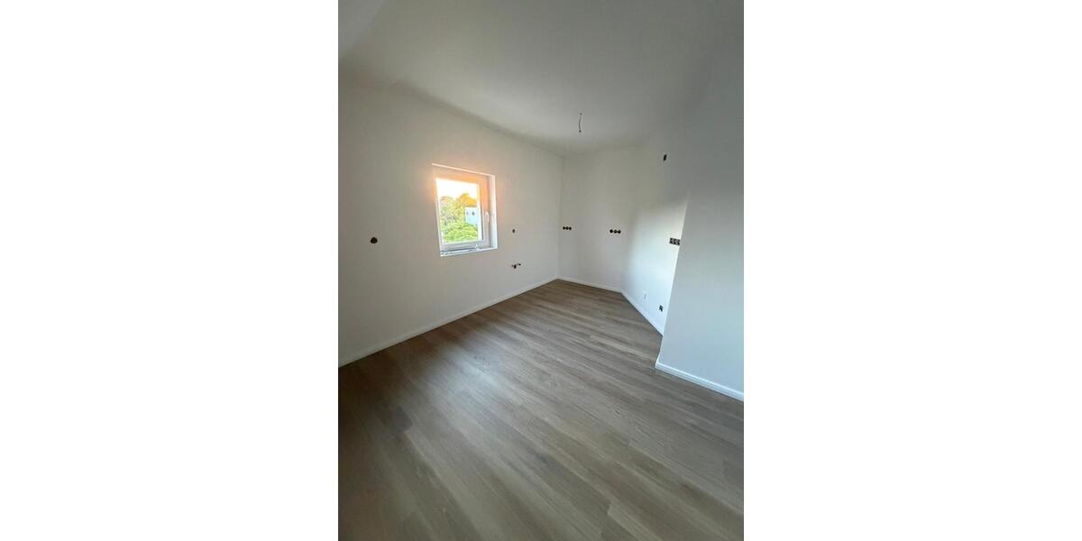 Dachgeschoßwohnung Enger - 1 Zimmer, 50 m&sup2;, 550&euro; | Angebot:26686686