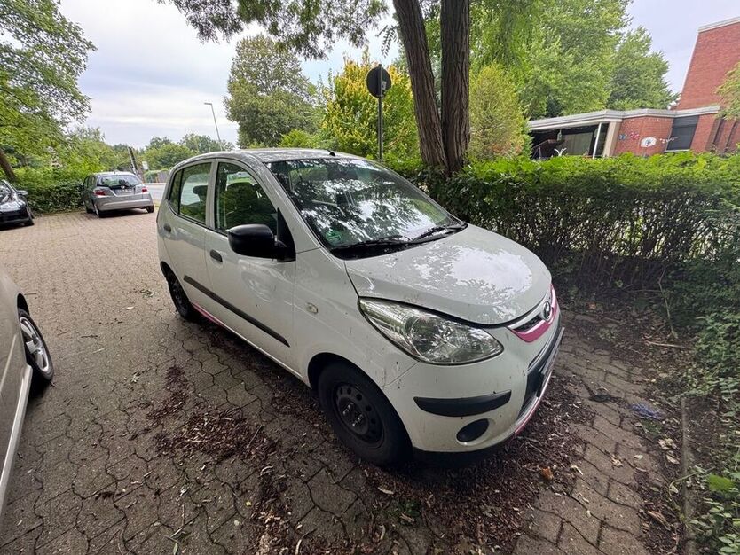 i10