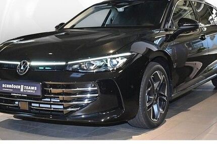 VW Passat Variant 4.900 km 62.490 &euro; Bielefeld 33689
