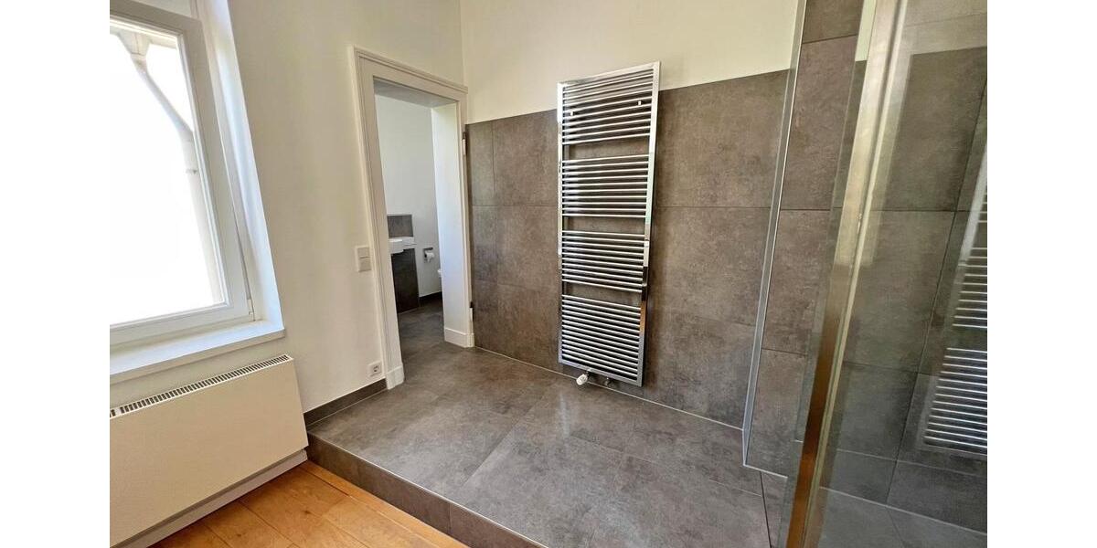 Etagenwohnung Bad Oeynhausen - 2 Zimmer, 105 m&sup2;, 1.090&euro; | Angebot:26351245