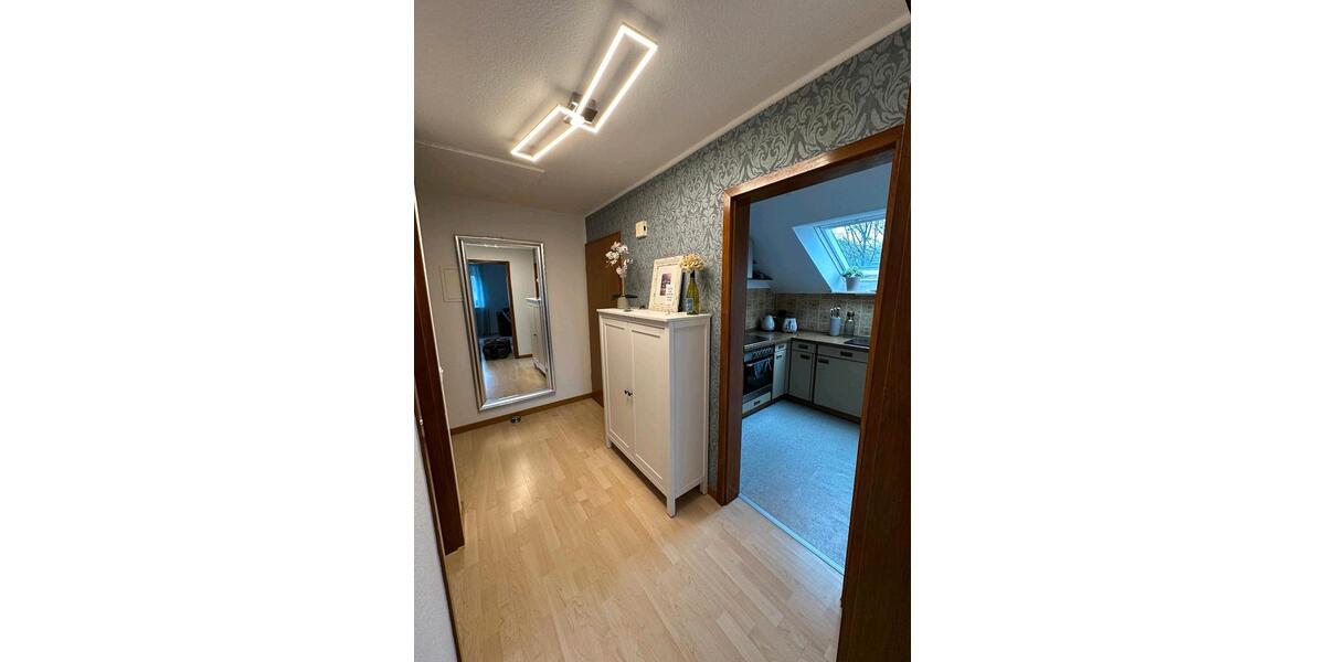 Dachgeschoßwohnung Bielefeld Jöllenbeck - 1 Zimmer, 60 m&sup2;, 710&euro; | Angebot:25764248