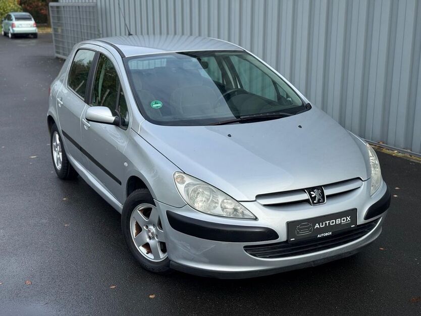 Peugeot 307 143.751 km 3.999 € Rheda-Wiedenbrück 33378