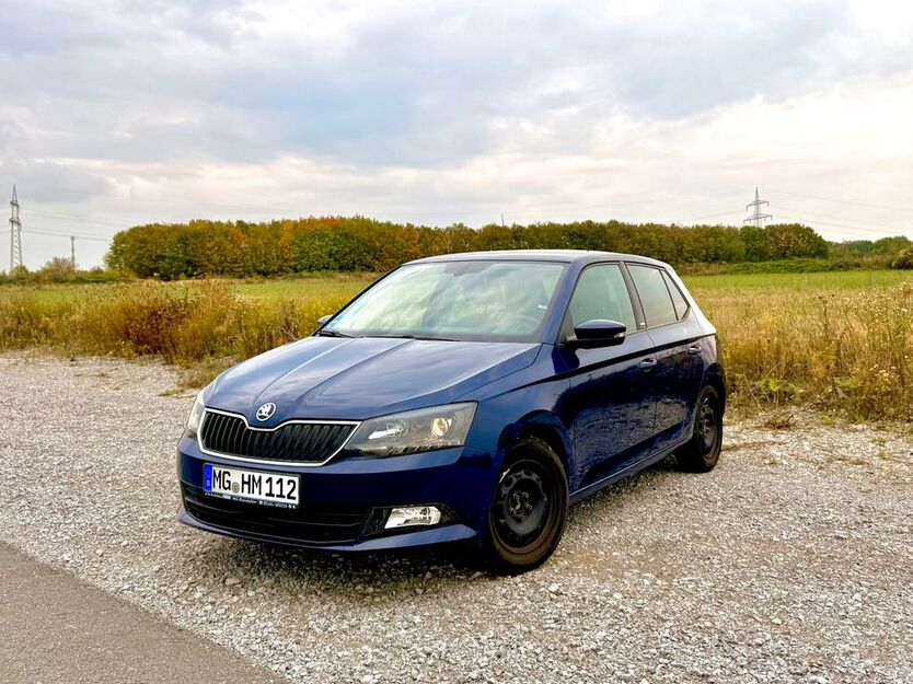 Skoda Fabia 15.700 km 11.950 € Paderborn 33106