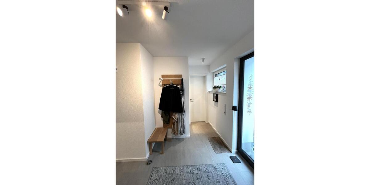Doppelhaushälfte Detmold Hiddesen - 4 Zimmer, 128 m&sup2;, 1.865&euro; | Angebot:25022862