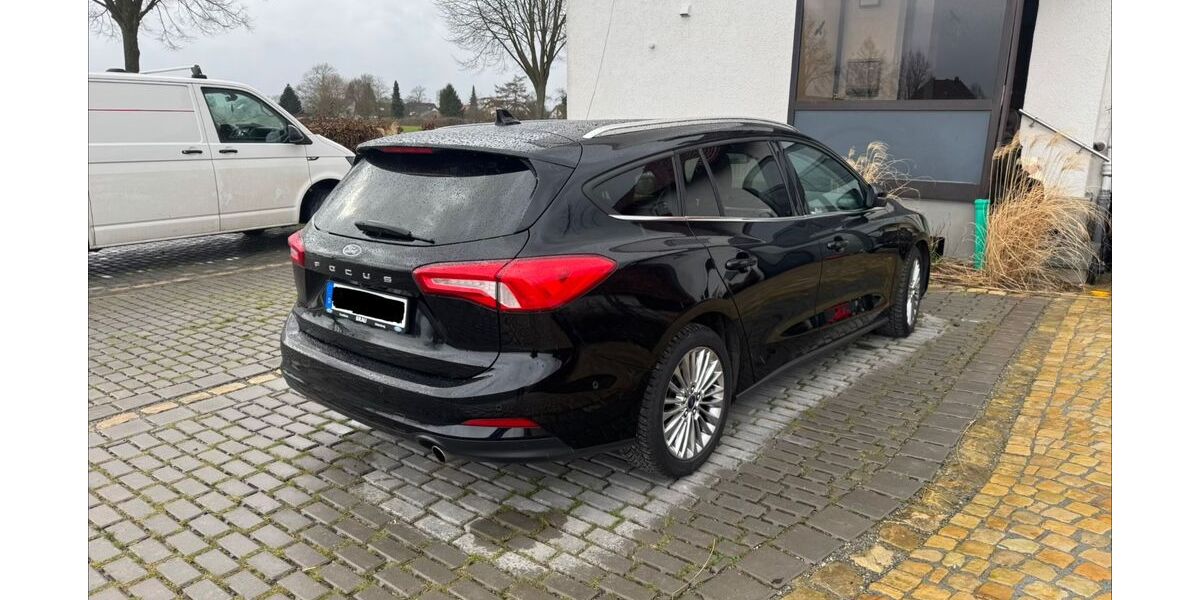 Ford Focus 98.000 km 13.000 &euro; Bad Salzuflen 32107