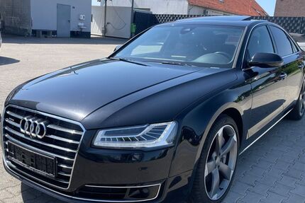 Audi A8 319.000 km 16.500 &euro; Hilter a.T.W. 49176