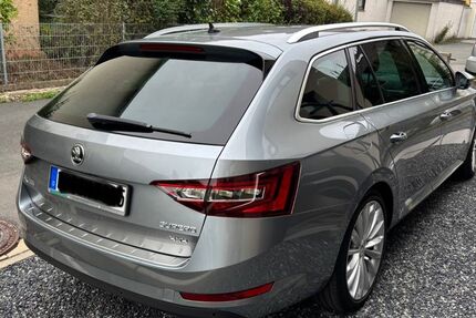 Skoda Superb 106.000 km 19.000 € Paderborn 33104
