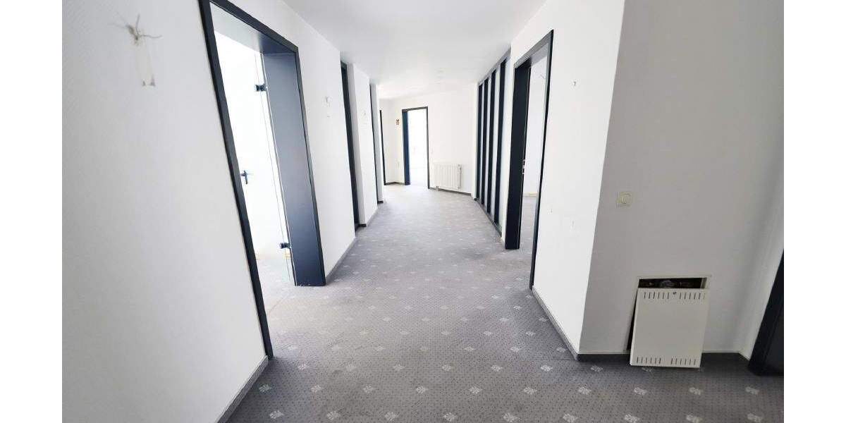 Gewerbeobjekt Lage - 8 Zimmer, 379.900&euro; | Angebot:25689543