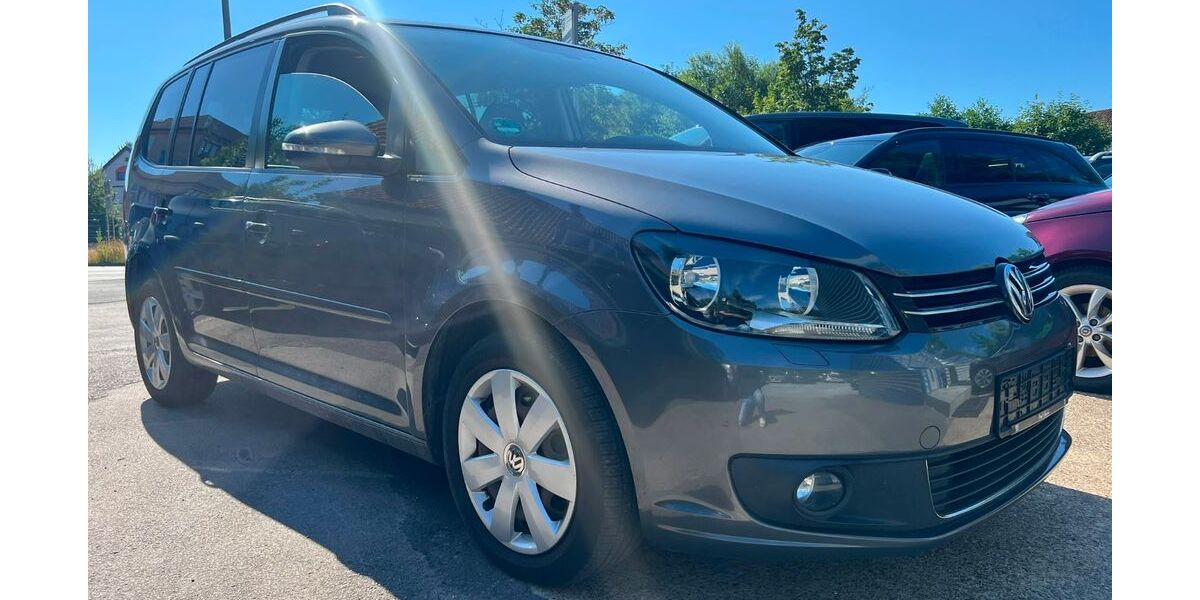 VW Touran 214.000 km 3.999 &euro; Detmold 32758