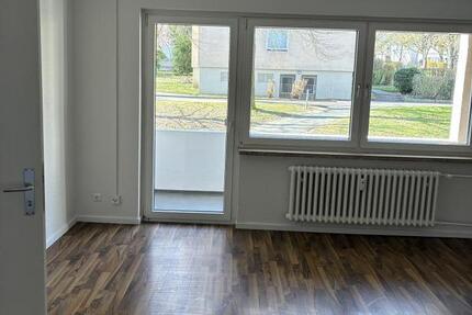 Wohnung Herford Falkendiek - 4 Zimmer, 77 m&sup2;, 606&euro; | Angebot:26361664