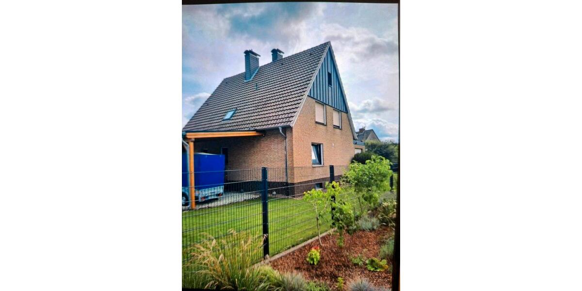 Einfamilienhaus Borgholzhausen - 10 Zimmer, 154 m&sup2;, 365.000&euro; | Angebot:26323309