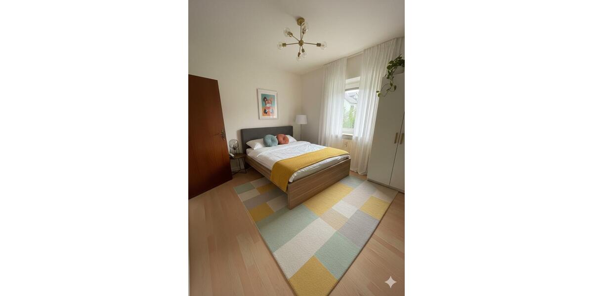 5-Zimmer-Dachgeschosswohnung mit Balkon in Spork-Eichholz 5 zimmer