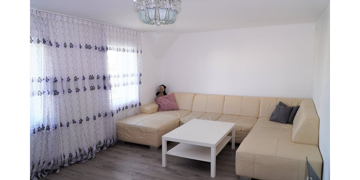 Ideal für Großfamilien! Gepflegtes 2 Familienhaus mit großem Grundstück ca. 2000 m² - Zweifamilienhaus Lage | Angebot:13352472