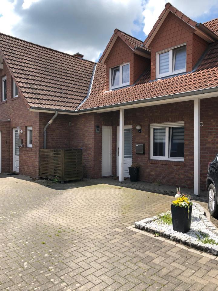 Reihenmittelhaus mit Garten, Carport & Terrasse in Pr. Oldendorf