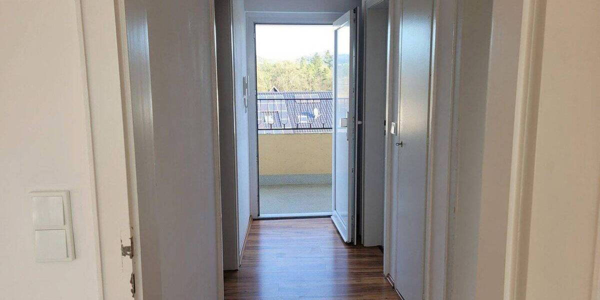 Etagenwohnung Bielefeld Sennestadt - 2 Zimmer, 43 m&sup2;, 75.000&euro; | Angebot:25909956