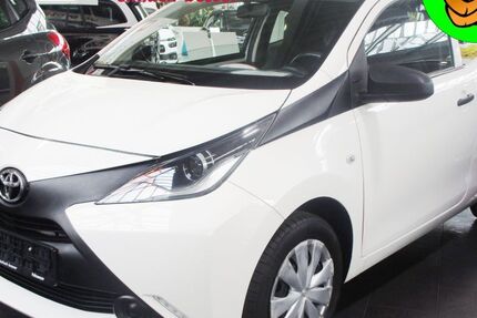 Toyota Aygo (X) 89.308 km 7.990 € Bad Oeynhausen 32545