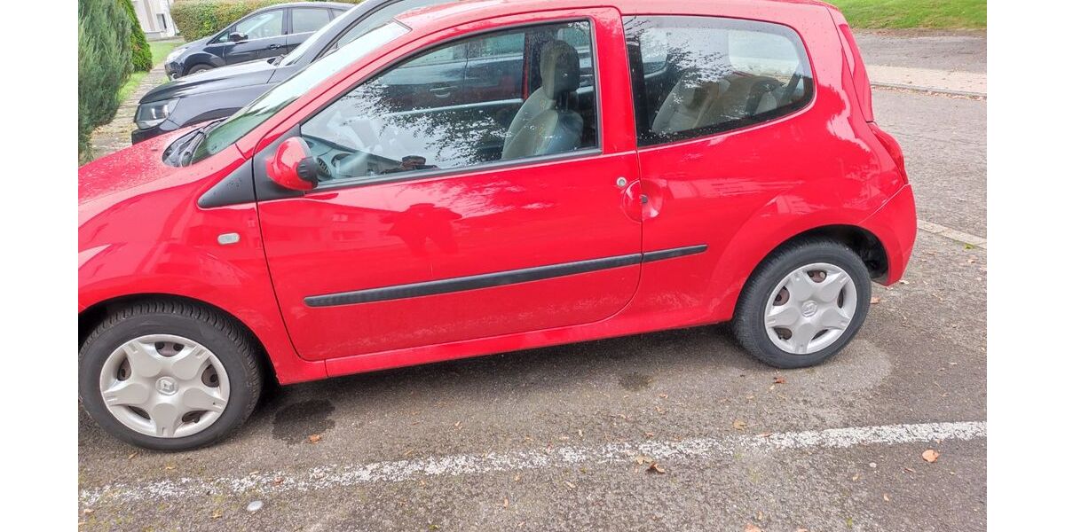 Renault Twingo 109.562 km 2.300 &euro; Bielefeld 33729