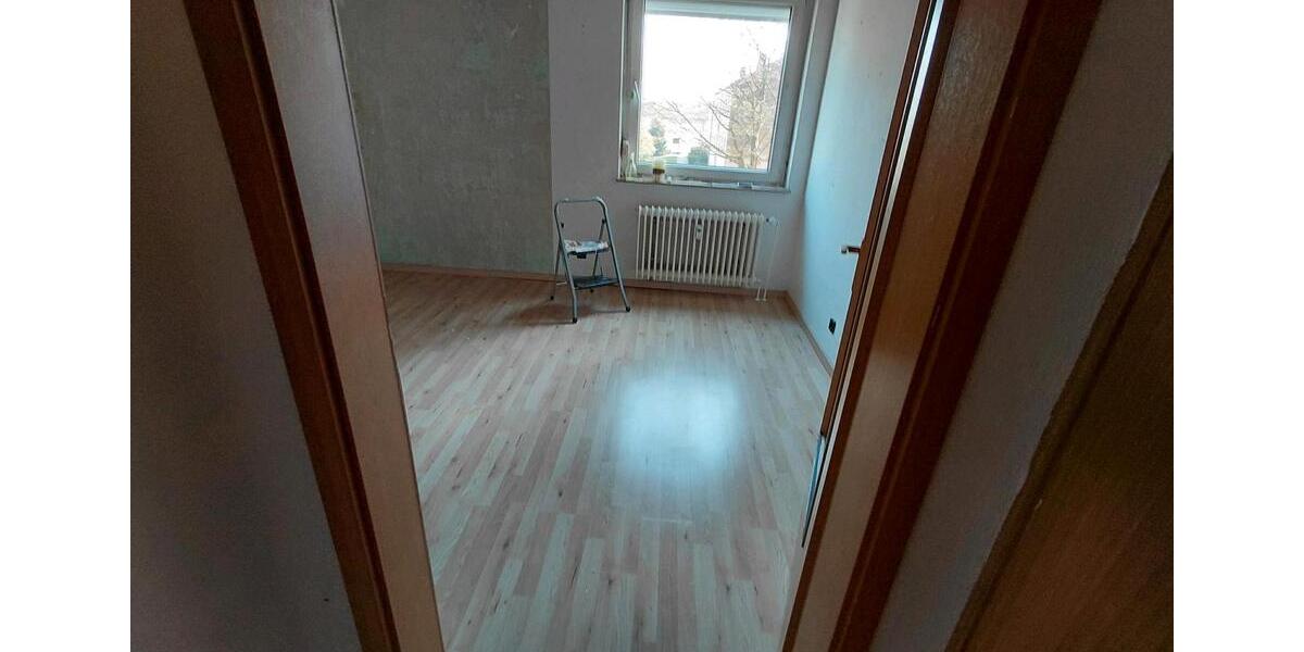 Etagenwohnung Lemgo - 3 Zimmer, 76 m&sup2;, 1.030&euro; | Angebot:25792075