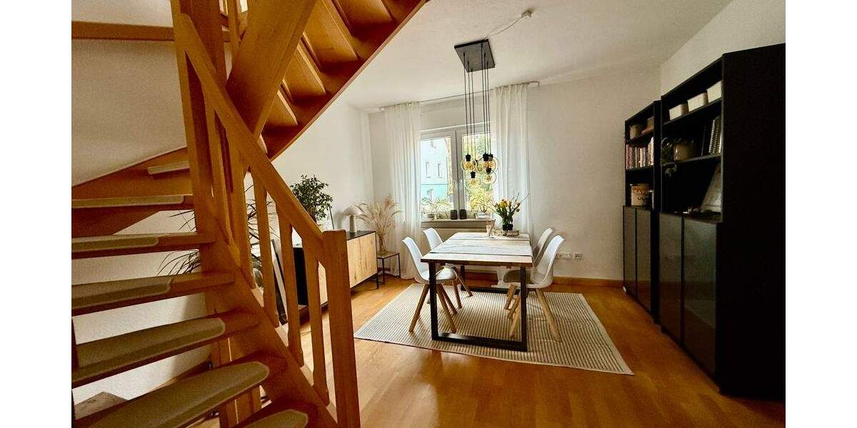 Reserviert: Doppelhaushälfte mit Baugrund. 7 zimmer