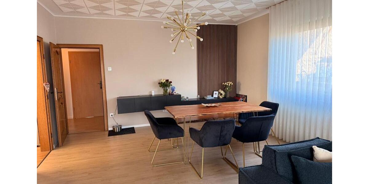 Erdgeschoßwohnung Hiddenhausen - 3 Zimmer, 90 m&sup2;, 1.100&euro; | Angebot:25514506