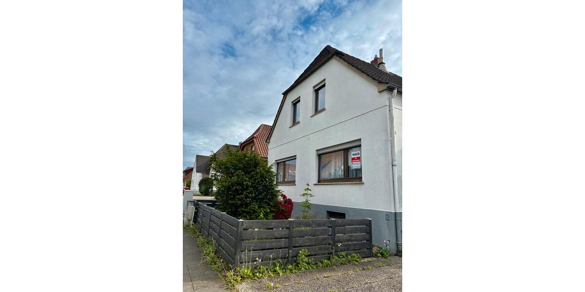 Einfamilienhaus Bünde - 6 Zimmer, 153 m&sup2;, 230.000&euro; | Angebot:27108843