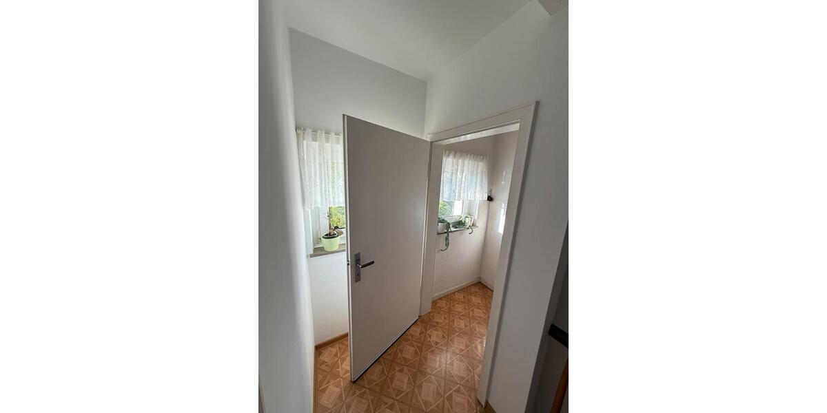 Charmante Doppelhaushaushälfte in Top Lage 5 zimmer