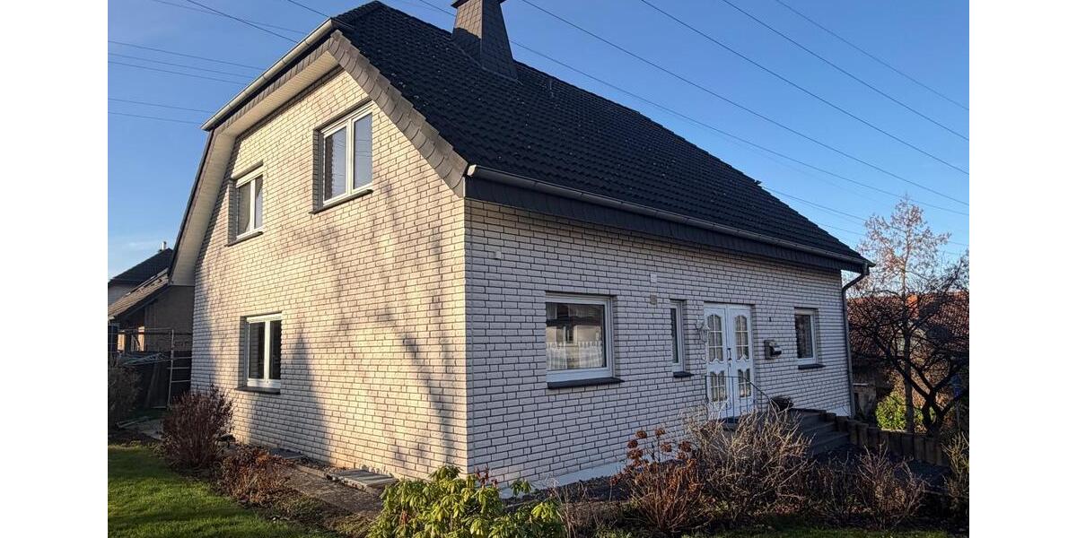 Großzügiges Einfamilienhaus in Klinikumsnähe – provisionsfrei 8 zimmer