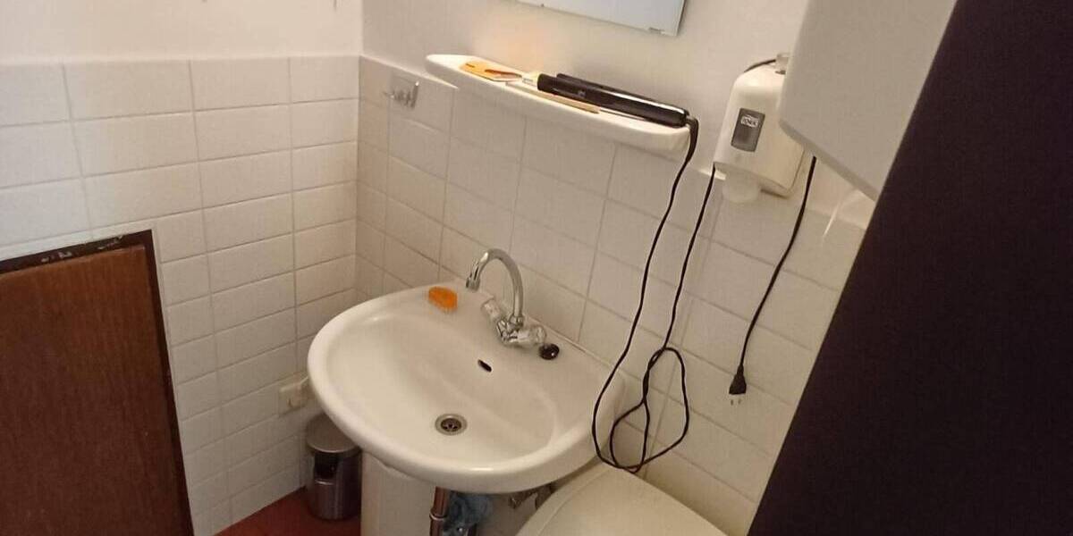 Gewerbeobjekt Lemgo - 5 Zimmer, 150 m&sup2;, 900&euro; | Angebot:23966880