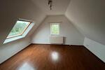 Dachgeschoßwohnung Hövelhof - 3 Zimmer, 100 m&sup2;, 800&euro; | Angebot:25838656