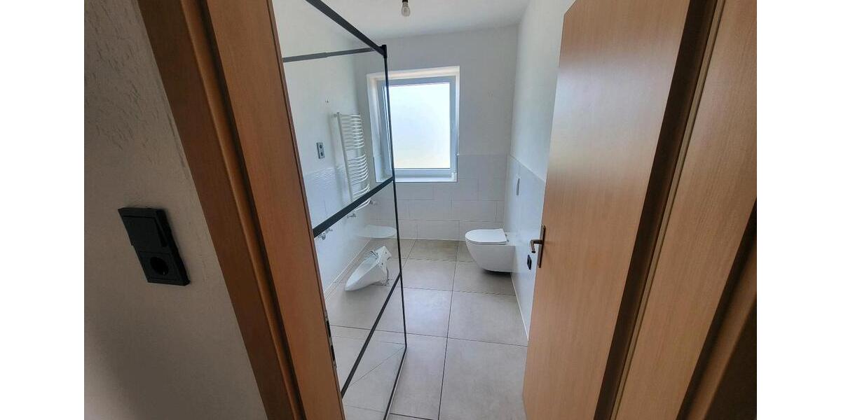 Etagenwohnung Lage - 4 Zimmer, 83 m&sup2;, 750&euro; | Angebot:26415552