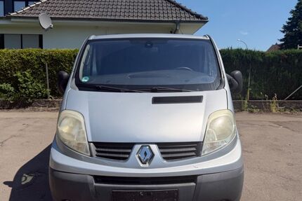 Renault Trafic 340.000 km 3.990 &euro; Oerlinghausen 33813