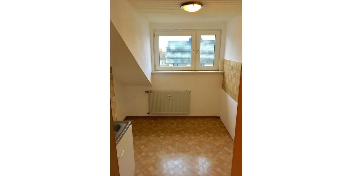 Dachgeschoßwohnung Bielefeld Heepen - 3 Zimmer, 70 m&sup2;, 139.000&euro; | Angebot:26465339