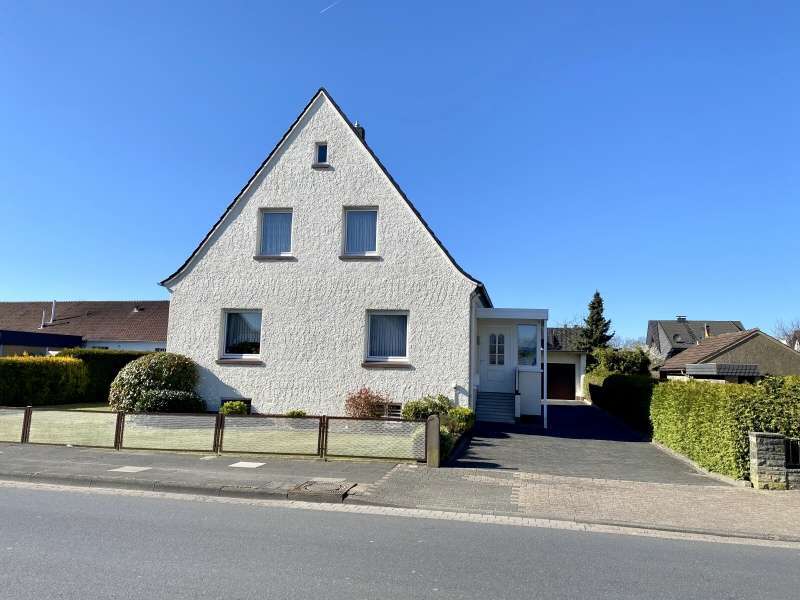 Haus zum Kaufen in Löhne 267.500 € 150.26 m²