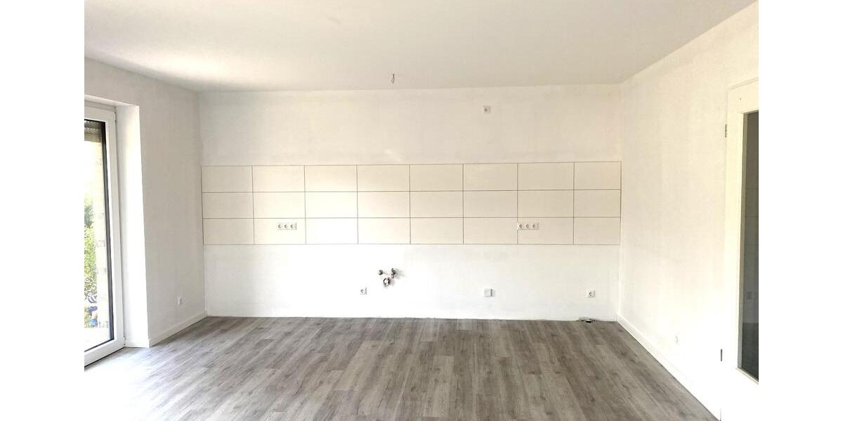 Erdgeschoßwohnung Hüllhorst - 4 Zimmer, 105 m&sup2;, 950&euro; | Angebot:25753640